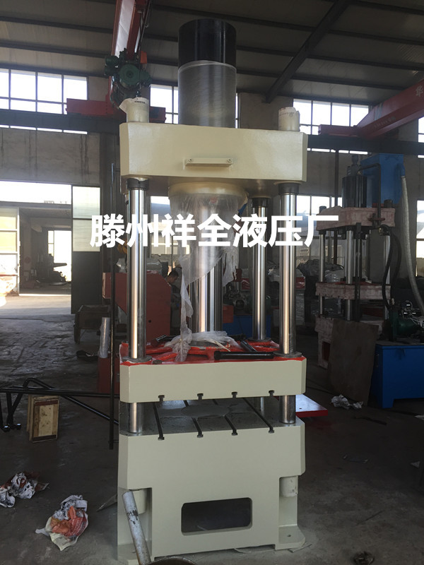 200T四柱三梁液壓機主機